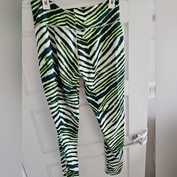 Seahawks Womens Leggings - Picture 2 of 4